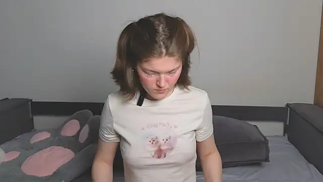 Annpopsy online show from May 2026 07:41:01 PM