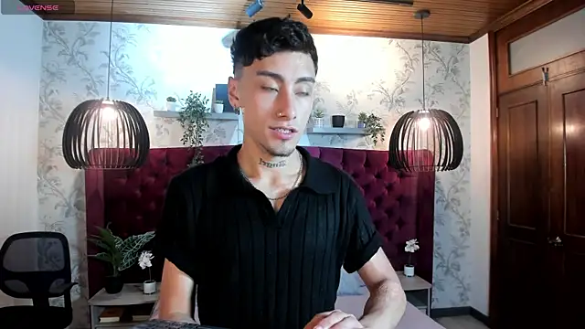 Spencerwhite  online show from June 2026 08:57:02 PM