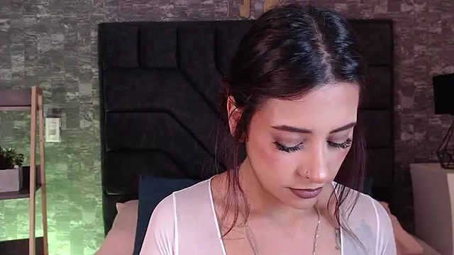 Snapshot of emy_fg chatting on May 2026 07:22:02 PM emy fg online show from May 2026 07:22:02 PM