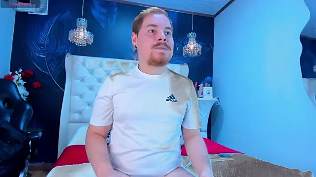 GingerHott  online show from May 2026 03:23:02 AM