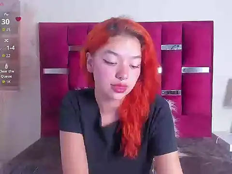 Snapshot of KayleeMei chatting on May 2026 11:39:01 AM KayleeMei online show from May 2026 11:39:01 AM