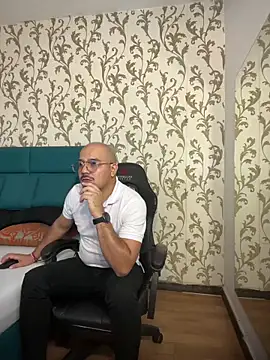 Snapshot of Dante_Goldt chatting on May 2026 09:34:01 PM Dante Goldt online show from May 2026 09:34:01 PM