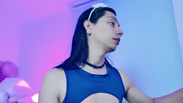 Alexadomina22 online show from July 2026 01:31:01 PM