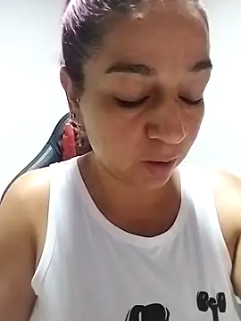 Snapshot of Tumilf chatting on May 2026 01:34:01 AM Tumilf online show from May 2026 01:34:01 AM