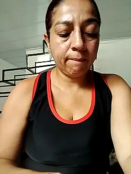 Snapshot of Tumilf chatting on May 2026 03:09:01 PM Tumilf online show from May 2026 03:09:01 PM