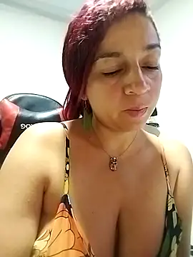 Snapshot of Tumilf chatting on June 2026 01:52:01 AM Tumilf online show from June 2026 01:52:01 AM