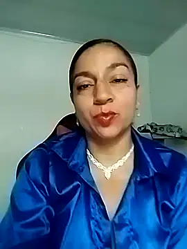 Snapshot of Tumilf chatting on June 2026 04:35:02 PM Tumilf online show from June 2026 04:35:02 PM