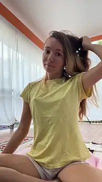 Mini girl do it better online show from May 2026 11:57:02 PM