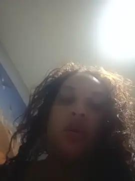 Snapshot of drave-Stinq chatting on June 2026 05:15:01 PM drave-Stinq online show from June 2026 05:15:01 PM