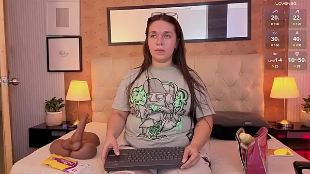 Snapshot of Isabella_cherry69 chatting on July 2026 11:46:01 AM Isabella cherry69 online show from July 2026 11:46:01 AM