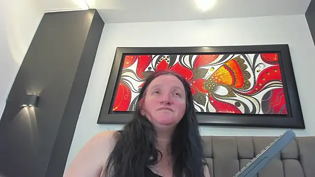 CloeMature online show from June 2026 01:17:01 AM