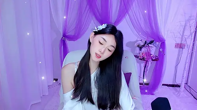 Snapshot of Tili_Lucky chatting on June 2026 01:03:01 AM Tili Lucky online show from June 2026 01:03:01 AM