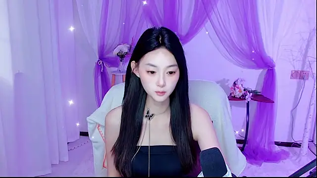 Snapshot of Tili_Lucky chatting on July 2026 01:11:01 AM Tili Lucky online show from July 2026 01:11:01 AM