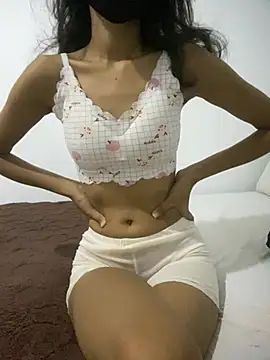 Honey be  online show from July 2026 04:50:01 PM