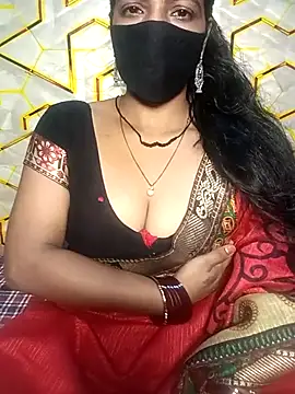Snapshot of Juli_80 chatting on June 2026 05:58:02 PM Juli 80 online show from June 2026 05:58:02 PM