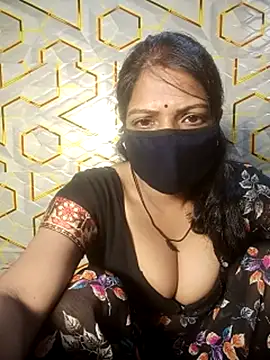 Snapshot of Juli_80 chatting on July 2026 11:17:02 AM Juli 80 online show from July 2026 11:17:02 AM