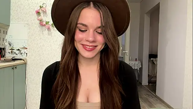 Snapshot of JeniceSourwine chatting on May 2026 04:24:01 PM JeniceSourwine online show from May 2026 04:24:01 PM