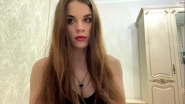 Snapshot of JeniceSourwine chatting on June 2026 06:18:02 PM JeniceSourwine online show from June 2026 06:18:02 PM