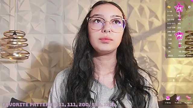 Snapshot of zara_bliss chatting on June 2026 11:10:01 AM zara bliss online show from June 2026 11:10:01 AM