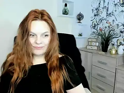 GingerKitten1 online show from May 2026 02:03:02 PM