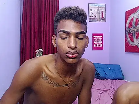 Snapshot of black_twinks chatting on May 2026 03:34:01 AM black twinks online show from May 2026 03:34:01 AM