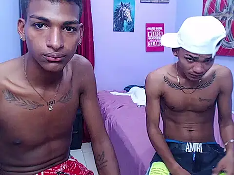 Snapshot of black_twinks chatting on May 2026 11:54:02 PM black twinks online show from May 2026 11:54:02 PM