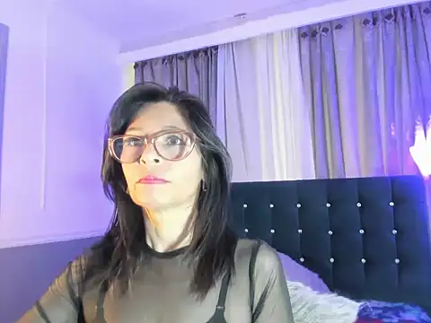 Snapshot of lena_gray chatting on May 2026 12:37:02 PM lena gray online show from May 2026 12:37:02 PM