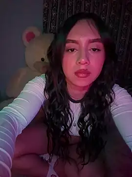juli 06 online show from May 2026 03:45:02 AM