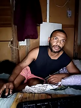 Snapshot of Camodick chatting on November 2025 06:50:02 PM Camodick online show from November 2025 06:50:02 PM