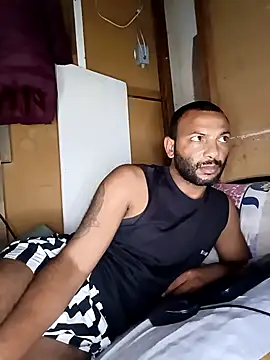 Snapshot of Camodick chatting on November 2025 08:31:01 PM Camodick online show from November 2025 08:31:01 PM