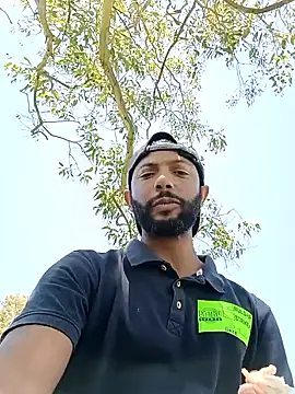 Snapshot of Camodick chatting on November 2025 10:05:01 AM Camodick online show from November 2025 10:05:01 AM