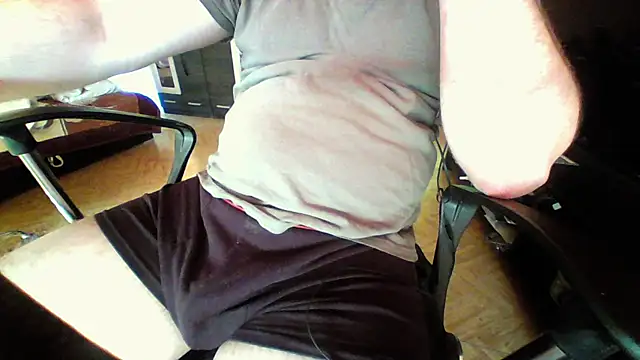 Snapshot of berlover1 chatting on May 2026 07:48:02 AM berlover1 online show from May 2026 07:48:02 AM
