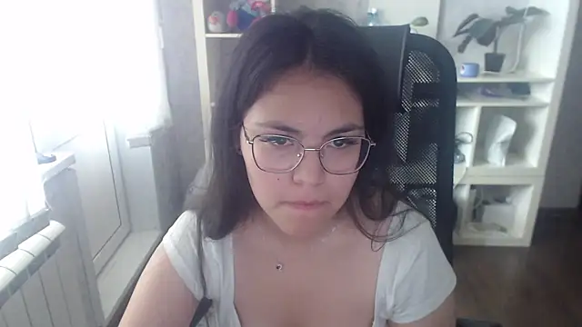 Snapshot of Anda_here chatting on June 2026 02:44:01 AM Anda here online show from June 2026 02:44:01 AM
