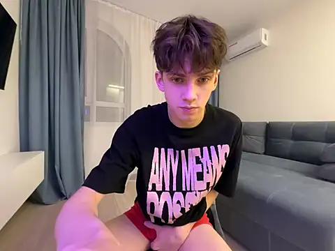 Ryann Desire online show from July 2026 04:57:02 PM