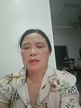 -Lytina- online show from August 2026 07:19:02 PM