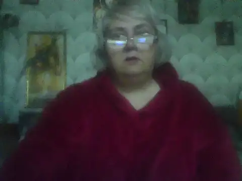 Snapshot of MarinaFarina53 chatting on May 2026 05:38:01 AM MarinaFarina53 online show from May 2026 05:38:01 AM