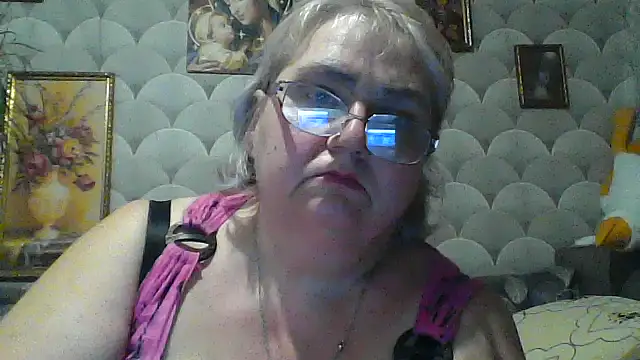 Snapshot of MarinaFarina53 chatting on July 2026 07:38:01 PM MarinaFarina53 online show from July 2026 07:38:01 PM