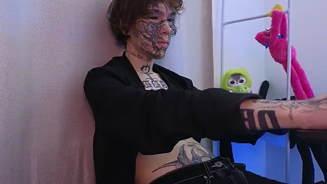 Emo   boy online show from May 2026 09:34:02 PM
