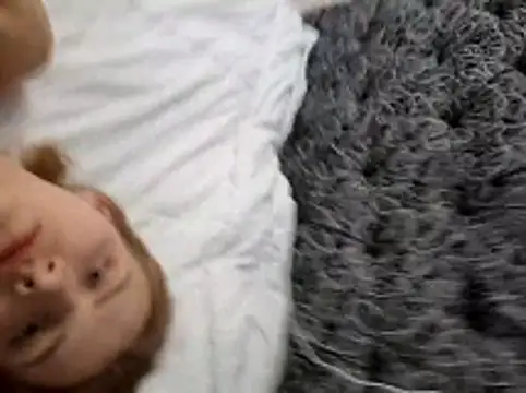 mooniekiss online show from May 2026 11:37:02 AM