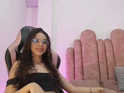 Snapshot of Sofivega18 chatting on June 2026 12:41:02 AM Sofivega18 online show from June 2026 12:41:02 AM