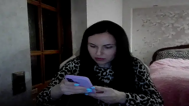 Snapshot of viktoria11x chatting on June 2026 12:13:01 AM viktoria11x online show from June 2026 12:13:01 AM
