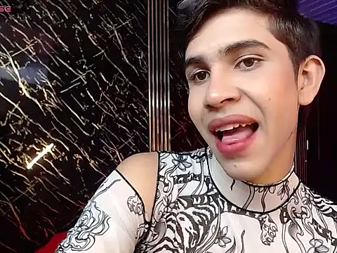 Snapshot of joshua_saenz_ chatting on June 2026 08:14:02 PM joshua saenz online show from June 2026 08:14:02 PM