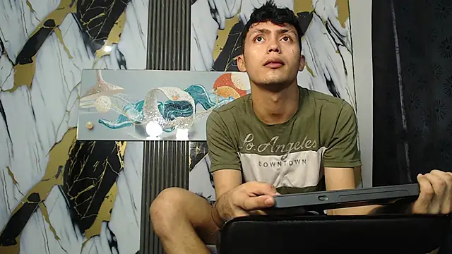 Snapshot of CAT_LOVE1 chatting on May 2026 03:07:01 PM CAT LOVE1 online show from May 2026 03:07:01 PM