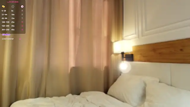 blondolls online show from June 2026 01:28:02 AM