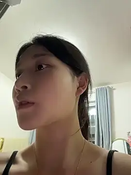 Snapshot of cuteluky18 chatting on May 2026 12:23:02 PM cuteluky18 online show from May 2026 12:23:02 PM