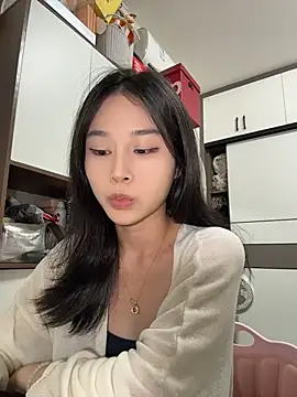 Snapshot of cuteluky18 chatting on May 2026 01:50:02 PM cuteluky18 online show from May 2026 01:50:02 PM