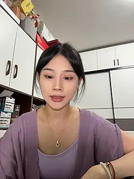Snapshot of cuteluky18 chatting on May 2026 12:12:01 PM cuteluky18 online show from May 2026 12:12:01 PM
