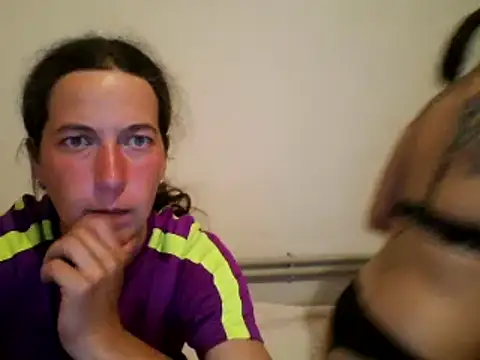Snapshot of DanicaFey chatting on May 2026 06:17:01 PM DanicaFey online show from May 2026 06:17:01 PM