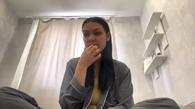 AiEsquer online show from June 2026 05:19:02 AM