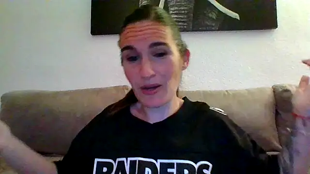 aurasensual69 online show from May 2026 02:08:02 AM